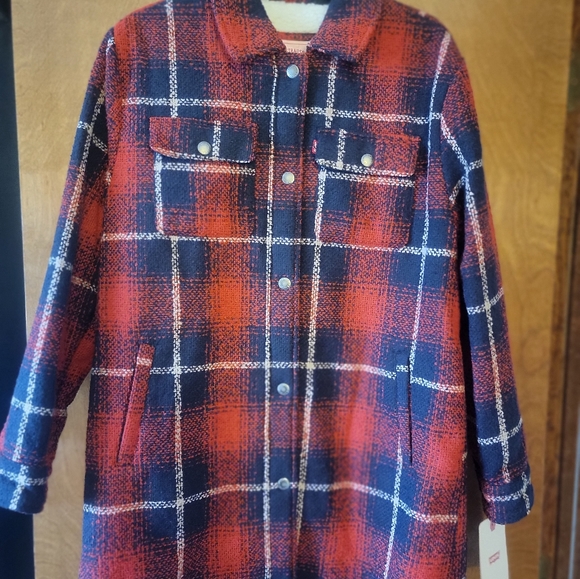 New Levi coat - Picture 7 of 7